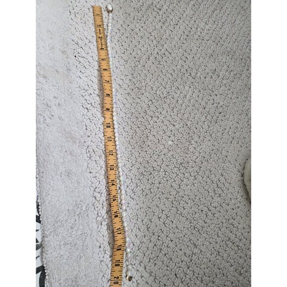 Vtg White Aurora Borealis AB Faceted Glass Bead Necklace Decorative Box Clasp - Picture 11 of 14